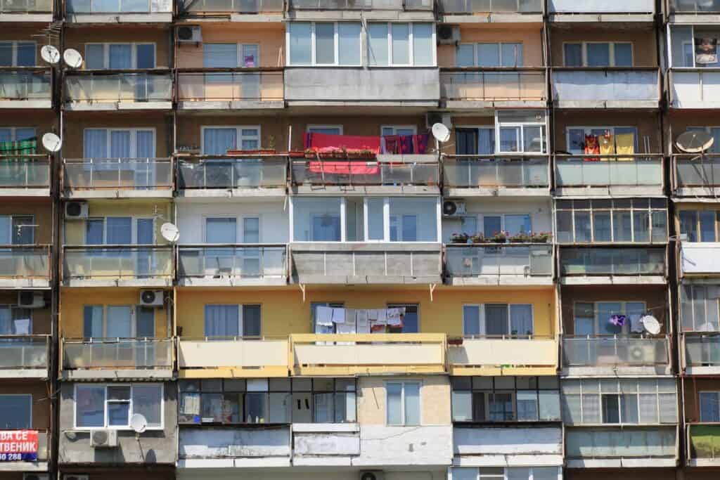 Neubauten in Bulgarien aus der sozialistischen Ära