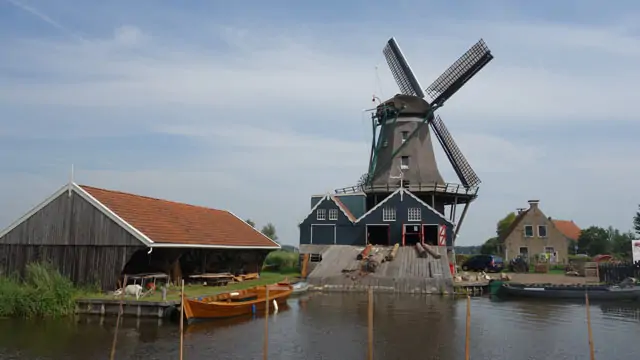 Historische Mühle in Friesland